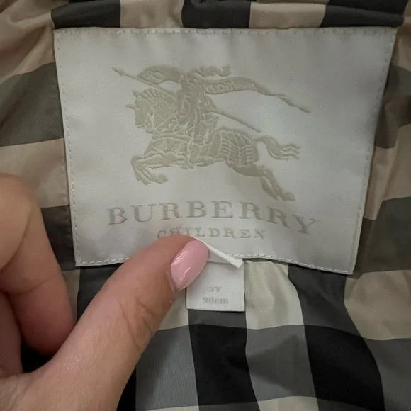 Burberry jacket 3y - Picture 4 of 6